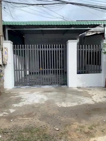 Bán gấp căn nhà ngay Trần Thị Cẩm, Củ Chi, 123,3m2, 870tr, sổ hồng riêng.