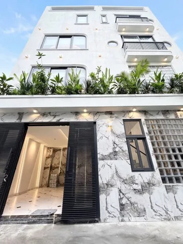 [D2926] Nhà 5 Tầng Full Nội Thất Ngang 8.1m Sát Chợ Xóm Mới - 7.x Tỷ