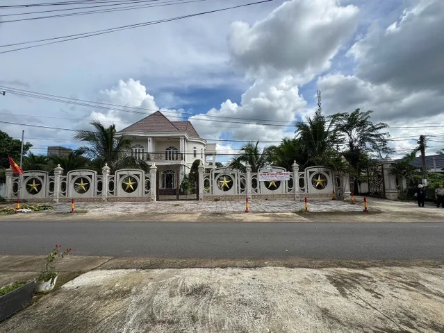 Bán Nhà riêng 4784m2 có sẵn 1400 m2 thổ cư giá 22 tỷ tại Xã Phú Riềng Huyện Phú Riềng Bình Phước