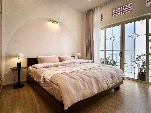 🔥 NHÀ HẺM NGUYỄN THIỆN THUẬT – PHỐ ẨM THỰC ĐÊM – 3 TẦNG – 4PN – SÂN ĐẬU XE