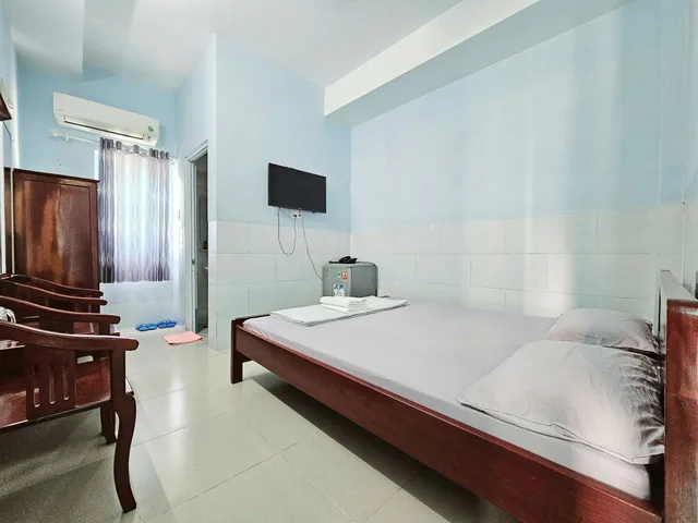 Bán Khách Sạn 20 Phòng Khu Gia Định Nơ Trang Long P7 Bình Thạnh: Trệt Lửng 4 Tầng, 45 Tỷ