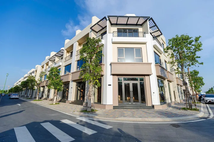 The Forest – Vinhomes Green City - 121m2 đất - 4 tầng - Nằm ngay phân khu đẹp nhất