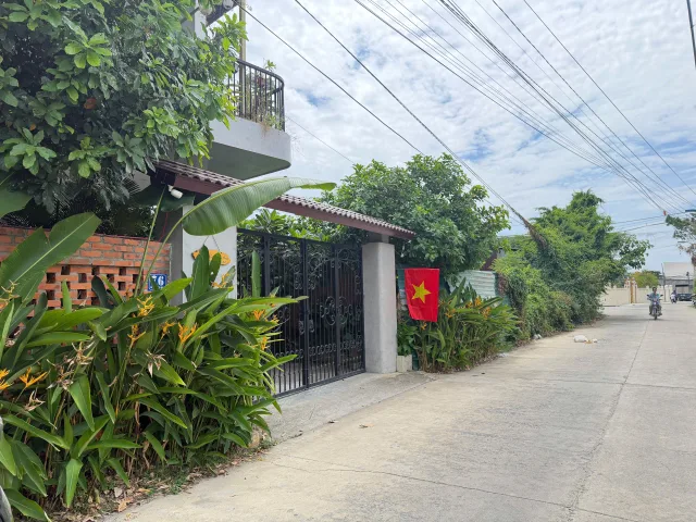 Em cần bán căn nhà tâm huyết mặt tiền đường Liên Hoa phường Tây Nha Trang.