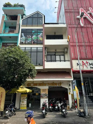 Bán Nhà Mặt Tiền 434-436 Lạc Long Quân, Phường Hòa Bình