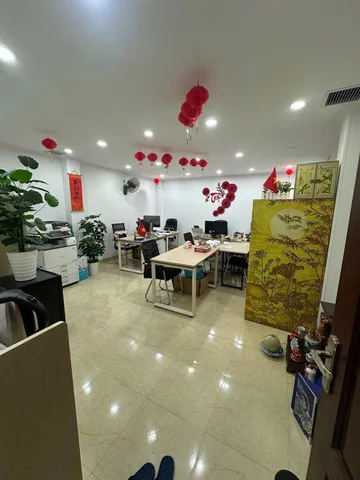 Bán Nhà riêng 82m2 có sẵn 82 m2 thổ cư giá 43.5 tỷ tại Đường Trung Kính Phường Trung Hoà Quận Cầu Giấy Hà Nội