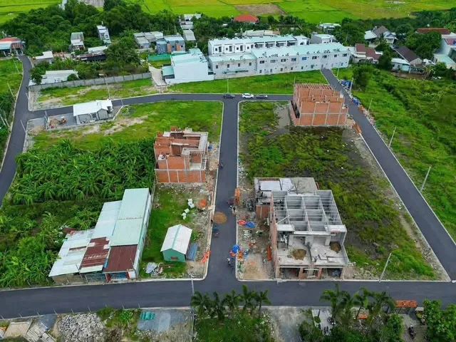 Đất gần ngay công an phường Tân Triều giá 1 tỷ x