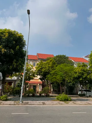 Bán gấp: Cặp liền kề 2 mặt tiền khu đô thị Đặng Xá,Gia Lâm 264m2 hoàn thiện thang máy