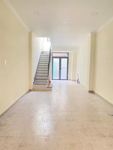 Bán Nhà 53m2- 5 lầu- giá 9.29 tỷ ngay hẻm ô tô thông Đường Huỳnh Văn Bánh