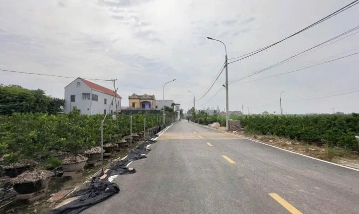 Bán Đất 100m2 có sẵn 100 m2 thổ cư giá 1.78 tỷ tại Phường Xuân Khanh Thị xã Sơn Tây Hà Nội