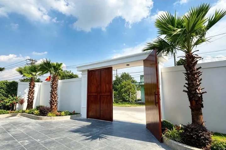 Bán biệt thự nhà vườn xã Đức Hòa Thượng, Đức Hòa, Long An dt 1215m2 ( 286m2 thổ ) giá 10,5 tỷ