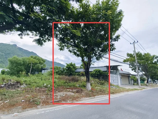 Bán Đất 227.4m2 có sẵn 227.4 m2 thổ cư giá 7.96 tỷ tại Đường Nguyễn Tất Thành Xã Phước Đồng Thành phố Nha Trang Khánh Hòa
