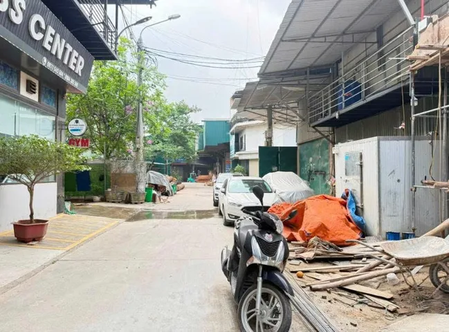 Bán Đất 100m2 có sẵn 100 m2 thổ cư giá 2 tỷ tại Tân Xã Huyện Thạch Thất Hà Nội
