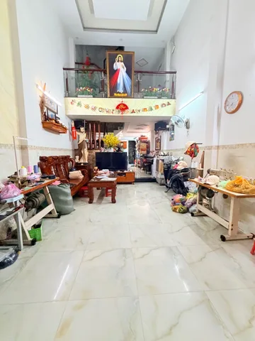[DD125*] Nhà đẹp 3 tầng hẻm thông Nguyễn Văn Quá, giá 5.x tỷ