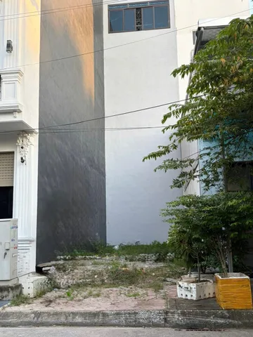 Bán Đất 40m2 có sẵn 40 m2 thổ cư giá 4.4 tỷ tại Đường Bạch Thái Bưởi Phường Gia Viên Quận Ngô Quyền Hải Phòng