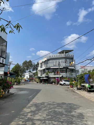 Đất - diện tích 7M*17M - Cách mặt tiền LÊ THỊ TÁM chỉ 50 mét - full thổ cư - đường Nguyễn Bình - tp.HCM - giá 4,89 tỷ - liên hệ 0919089456