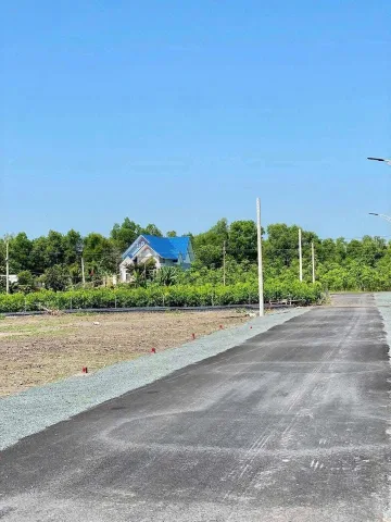 0931.783.209 Bán Đất 180m2 có sẵn 60 m2 thổ cư giá 675 triệu tại Thị trấn Chơn Thành Thị xã Chơn Thành Bình Phước