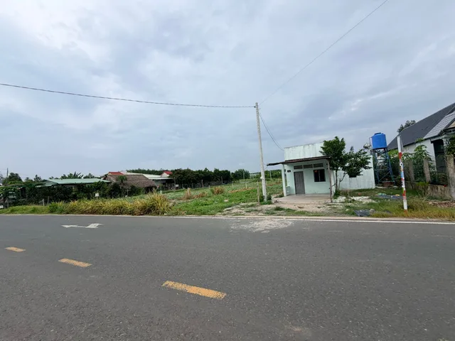 0931.783.209 [CHÍNH CHỦ-BÁN GẤP] LÔ ĐẤT 216M2 ĐÔ THỊ NGAY KCN SÁT CHỢ, THÔNG Q.LỘ 13 TIỆN XÂY TRỌ. GIÁ 745 TR