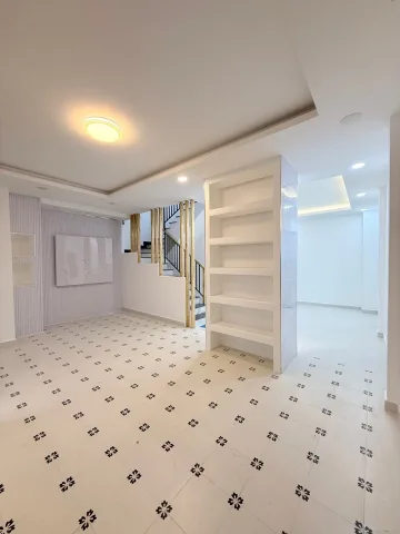 🔥🔥Nhà Phan Chu Trinh - Sát Chợ Bà Chiểu - 72m2 ngang gần 7m 2Tầng - chỉ 7,6tyxiu TL