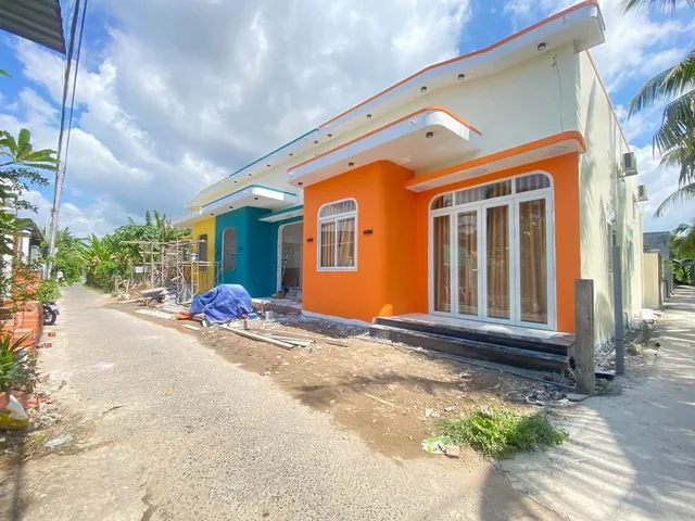 Bán Nhà riêng 100m2 có sẵn 100 m2 thổ cư giá 1.85 tỷ tại Đường Đinh Tiên Hoàng - Chọn - Phường Tân Hạnh Vĩnh Long