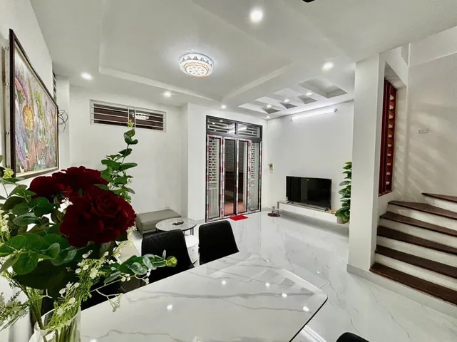 Cho thuê Nhà trọ/phòng trọ 40m2 giá 9 triệu tại Cho thuê nhà nguyên căn trong ngõ gần ngõ 32 đường Đỗ Đức Dục, Quận Nam Từ Liêm Phường Mễ Trì Quận Nam Từ Liêm Hà Nội