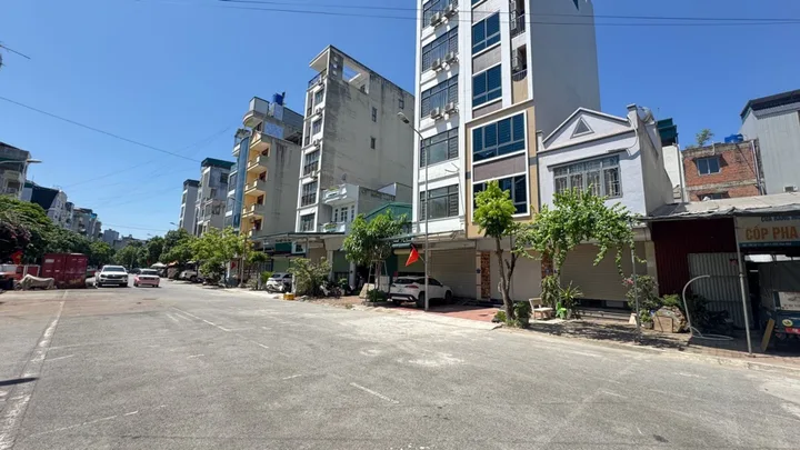 Bán căn Mặt Đường Nguyễn Văn Luyện KĐT Văn khê Hà Đông 50/90m² _ 7 Tầng Thang Máy _23.5 Tỷ