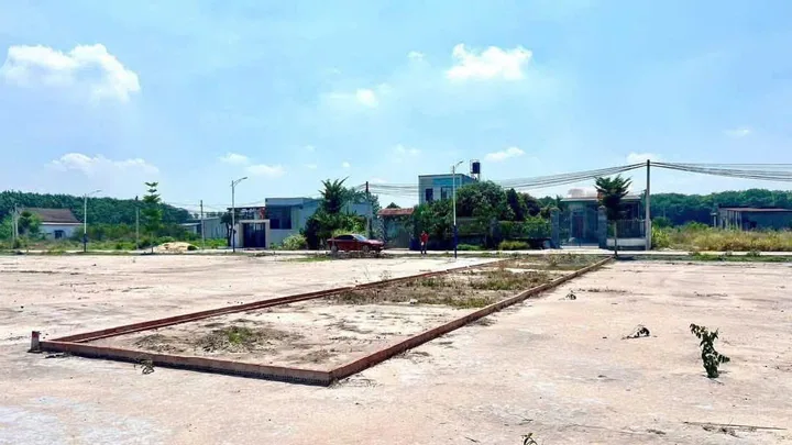 Bán Đất 275m2 có sẵn 60 m2 thổ cư giá 670 triệu tại Đường Cao Bá Quát Xã Minh Hưng Thị xã Chơn Thành Bình Phước