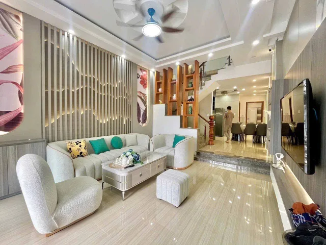 16..CHO THUÊ NHÀ 3 TẦNG KIỆT OTO HÀ HUY TẬP ..THANH KHÊ