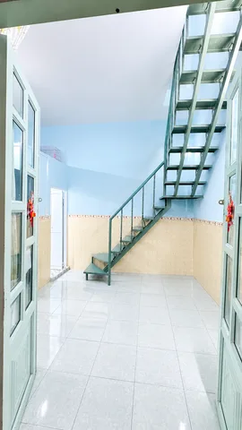 BÁN NHÀ 2 PHÒNG NGỦ CÁCH HẺM XE HƠI 4M QUẬN 4