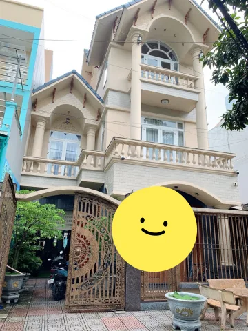 Bán nhà 3 tầng ngay Làng ĐH QG dt 123m2 ngang 8 full thổ cư