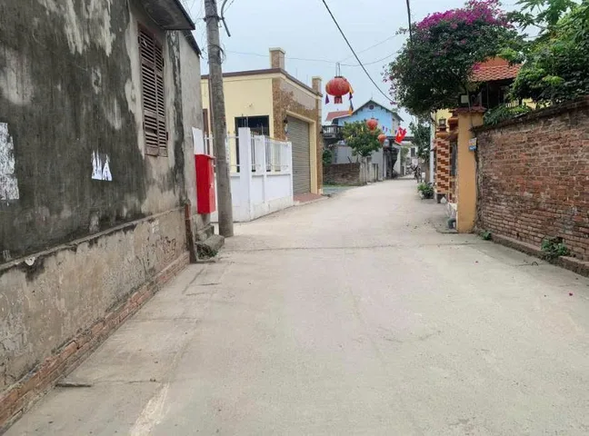 Bán Đất 100m2 có sẵn 100 m2 thổ cư giá 2 tỷ tại Xã Cấn Hữu Huyện Quốc Oai Hà Nội