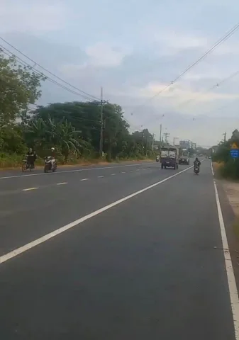 Bán Đất 300m2 mặt tiền đường kinh doanh DH605