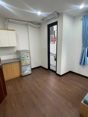 Cho thuê Ccmn đẹp thoáng giá rẻ ngõ 603 Lạc Long Quân, Tây Hồ