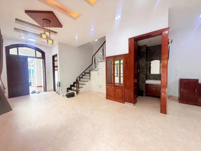 BDS HVL Cho thuê biệt thự có nội thất KDC Khang Điền, phường Phước Long, TPHCM