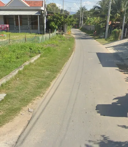 Bán Đất 361.5m2 có sẵn 100 m2 thổ cư giá 5.96 tỷ tại Xã Vạn Thắng Huyện Vạn Ninh Khánh Hòa