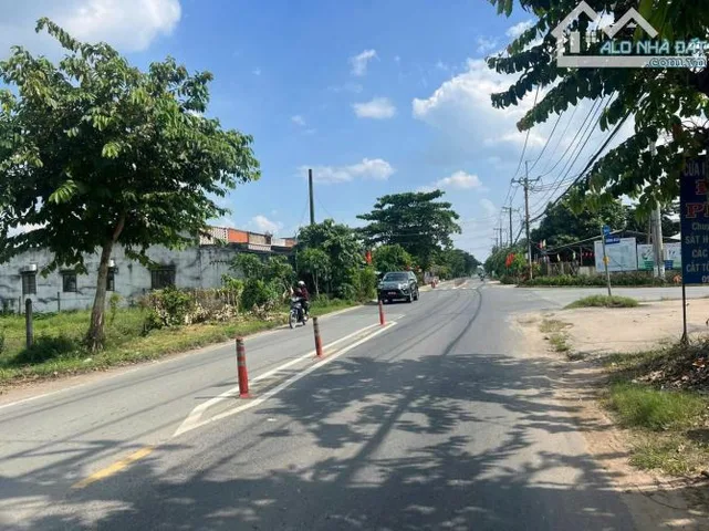 Bán Nhanh Miếng Đất 1 xẹc ngắn đường Tỉnh Lộ 2 , ngay ngã 3 đường Basa