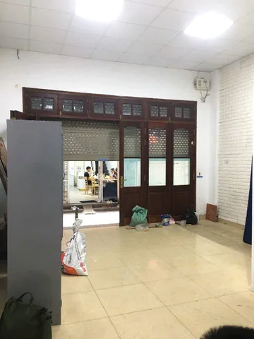 Cho thuê nhà MẠC THÁI TỔ, Cầu Giấy. 20 triệu/ tháng. Ưu tiên: Hộ gia đình, Kinh Doanh online, văn phòng, phòng khám, ở nhóm đi làm.