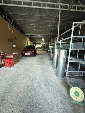 Cho thuê Kho, nhà xưởng 1500m2 có điện 3 pha đường xe tải giá 15 triệu tại Tp Bến Tre