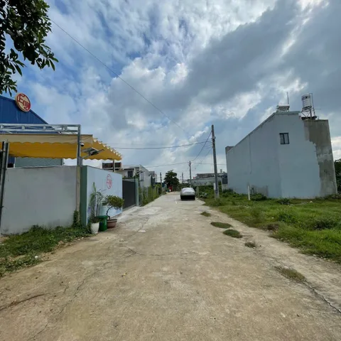 Lô Đất Ngay Trung Tâm Phường Tân Triều Rộng Rãi Làm Nhà Sân Vườn Sổ Riêng Full Thổ Cư