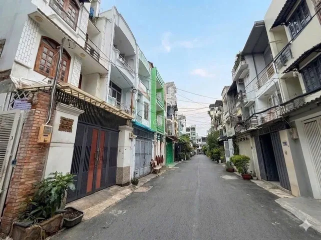 NHÀ NGUYỄN TRI PHƯƠNG - NGUYỄN CHÍ THANH - 2 TẦNG - 78M² - NGANG 4.4M - GIÁ 15 TỶ