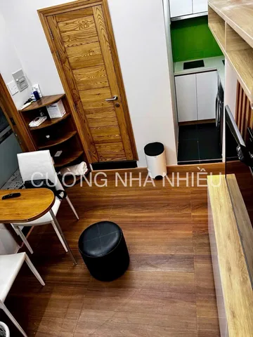 Hơn 2 tỷ có ngay hộ khẩu Quận 1; nhà mới đầy đủ nội thất; dòng tiền 115tr/năm; sở hữu lâu dài