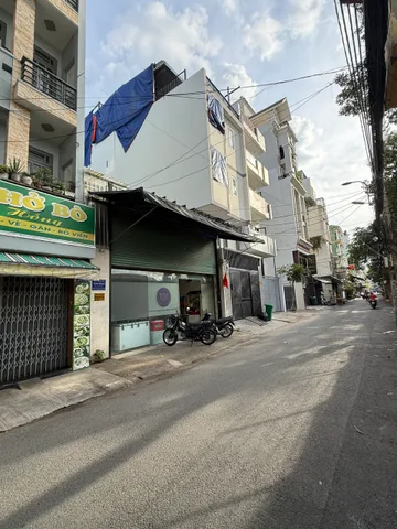 Bán nhà hẻm 392 Cao Thắng, P12, Q10, ngang 6,8 x 19m, trệt lầu, giá 24,5 tỷ TL