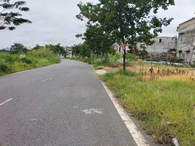 🐾Bán Cặp Đấu Giá Khắc Niệm, View Vườn Hoa, Thông 2 Mặt, Mt 14m Dt 188m2 Giá 15.5 Tỷ lh e Điệp 0395777369