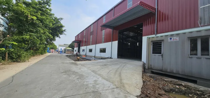 Cho thuê Kho, nhà xưởng 1000m2 giá 90 triệu tại Đường Quốc lộ 39B Xã Lệ Chi Huyện Gia Lâm Hà Nội