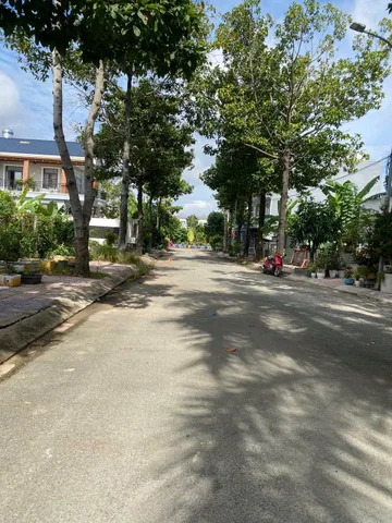 Bán Đất 170m2 có sẵn 170 m2 thổ cư giá 7.5 tỷ tại Đường Bưng Ông Thoàn Phường Phú Hữu Quận 9 TP. Hồ Chí Minh