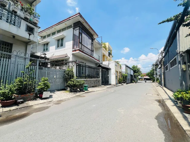 Bán Nhà 2 Tầng MT Đường 11_Trường Thọ_TP.Thủ Đức_Ngang 8,5M_Gần Ga Metro