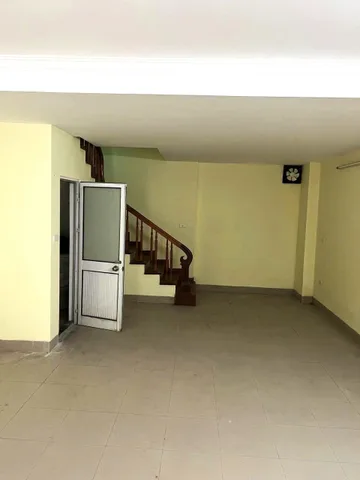 Cho thuê nhà ngõ 332 HOÀNG CÔNG CHẤT, Bắc Từ Liêm. 14 triệu/tháng. Ưu tiên: Hộ Gia Đình, Văn Phòng, KD Onl, Nhóm ít người.