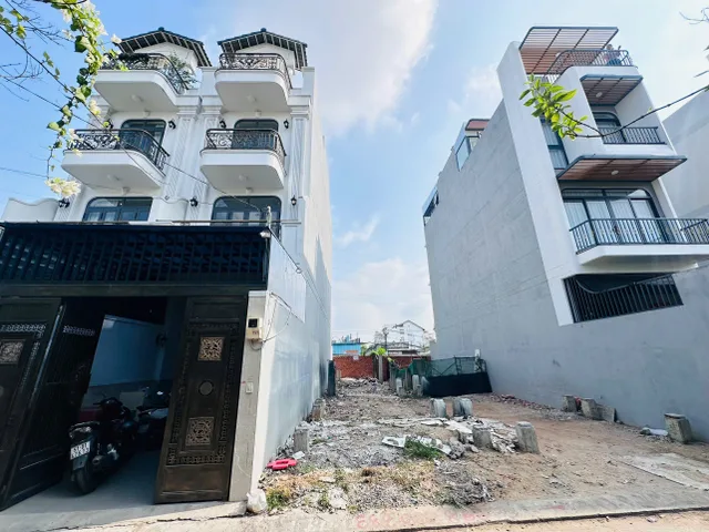 Đất HXH Thông Ngay Đường 11_Trường Thọ_Thủ Đức_Gần Vành Đai 2__Tiện ra Ga Metro