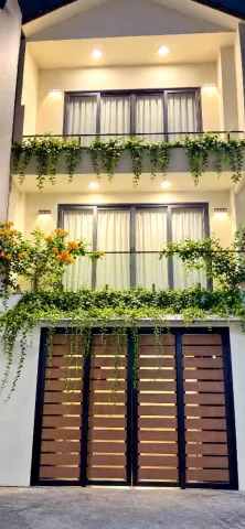BÁN NHÀ ĐẸP 4 TẦNG - XE HƠI VÀO NHÀ - KHU DC BÌNH PHÚ ( Q.6)  - NGANG 4,6M - CHỈ 4,2 TỶ