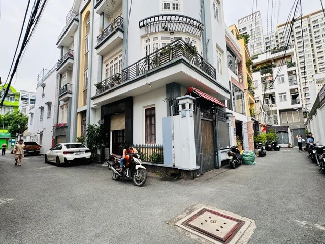 ✨ NHÀ SIÊU ĐẸP NGAY PHỔ QUANG - HẺM XE HƠI TRÁNH - KINH DOANH BUÔN BÁN SẦM UẤT - HOÀN CÔNG ĐỦ - CHỈ 20,7 TỶ