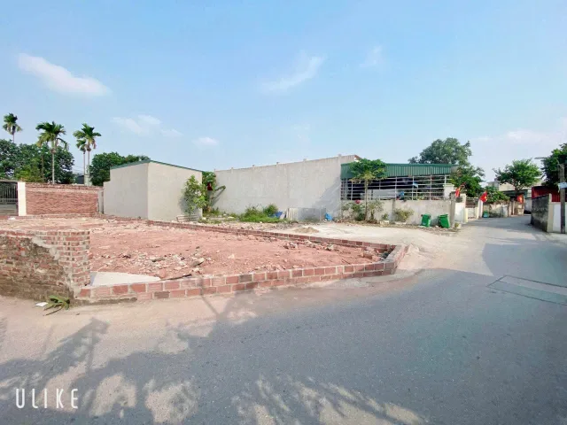Bán Đất 60m2 giá 2.4 tỷ tại Thuỷ Đường, đường thông,l/h:076.231.9990 e Thúy